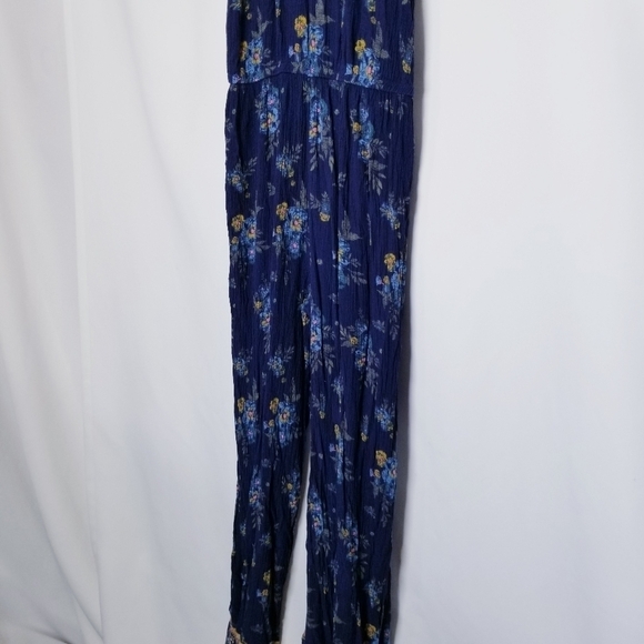 Mudd Jumpsuit size S Romper One‎ piece keyhole back button closure blue floral S - Picture 13 of 16